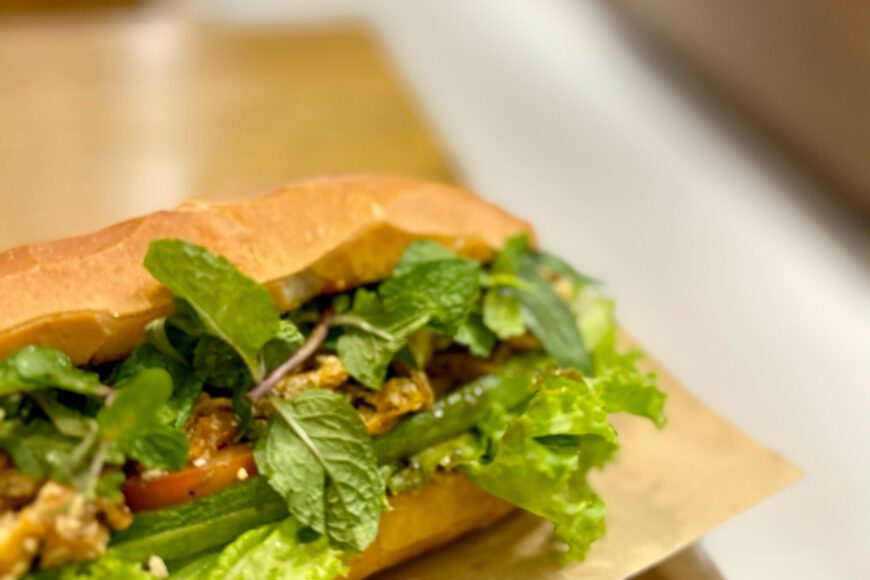 Bánh Mì XANH — ảnh 30