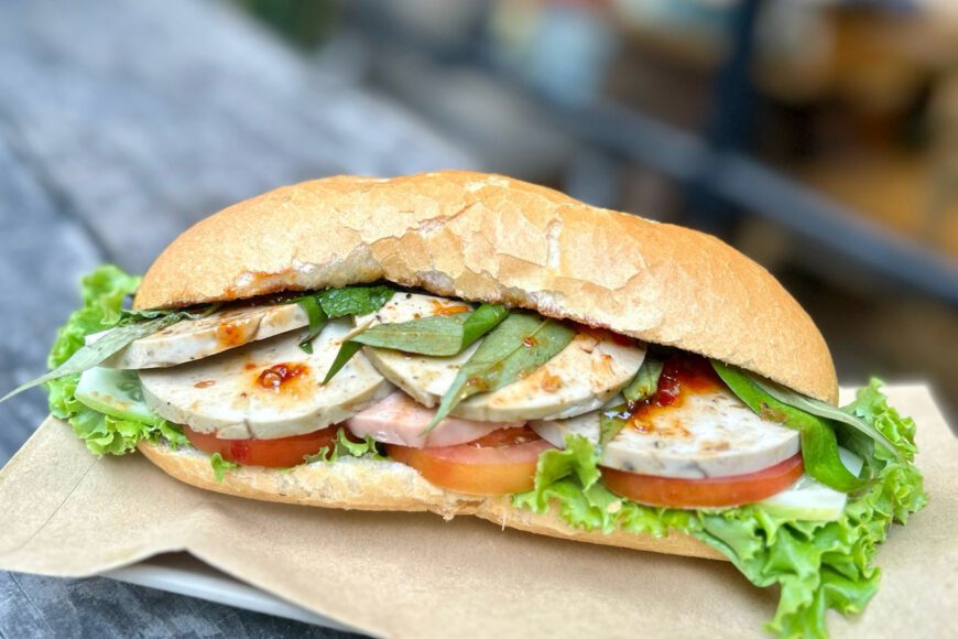Bánh Mì XANH — ảnh 45