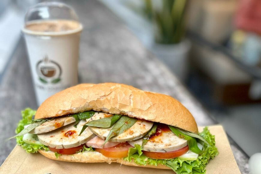 Bánh Mì XANH — ảnh 54