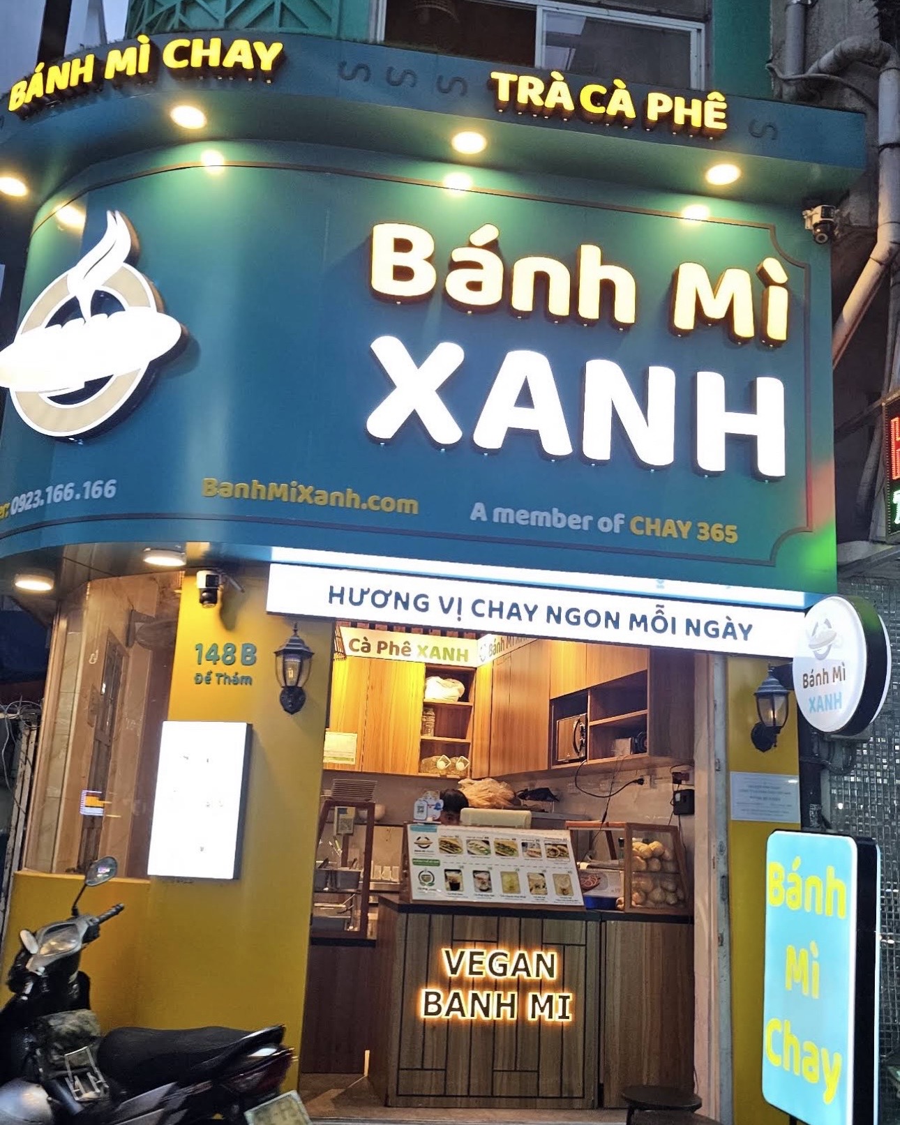 Bánh Mì XANH 148B Đề Thám